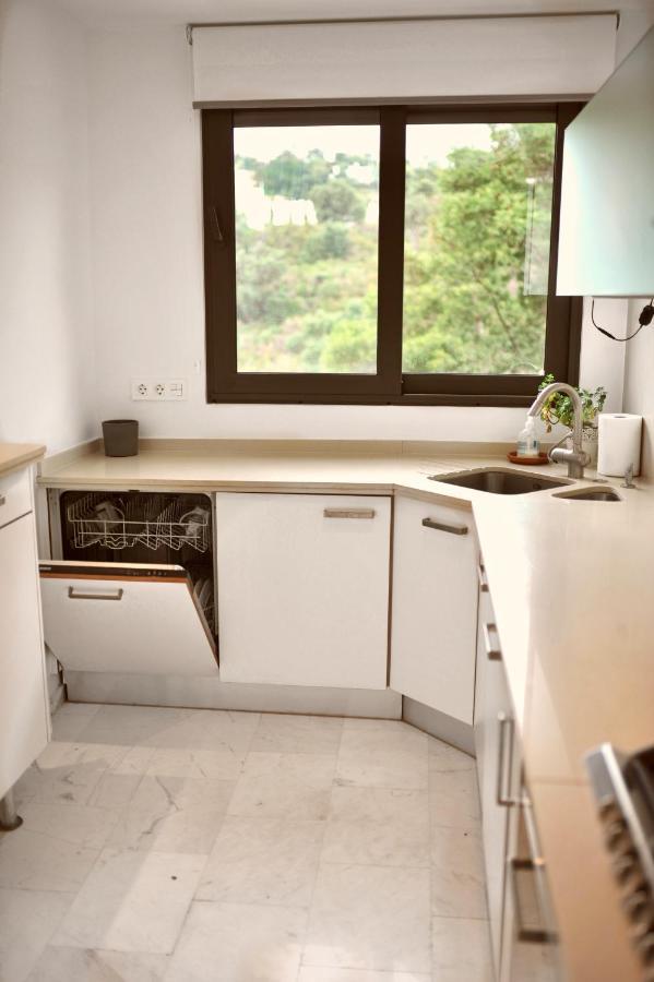 Bright Apartment In The Hills Of Elviria Málaga Esterno foto